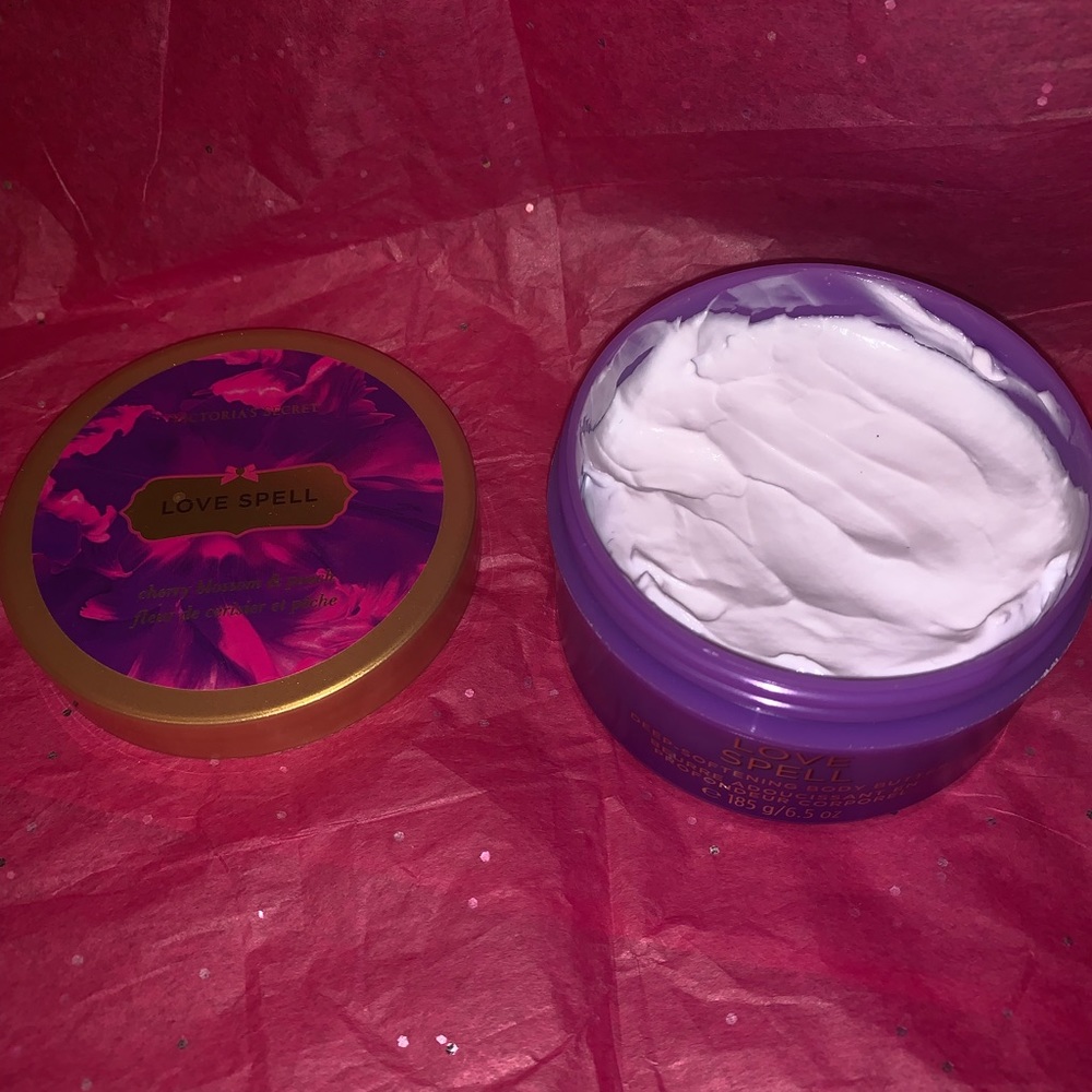 VS LOVE SPELL BODY BUTTER